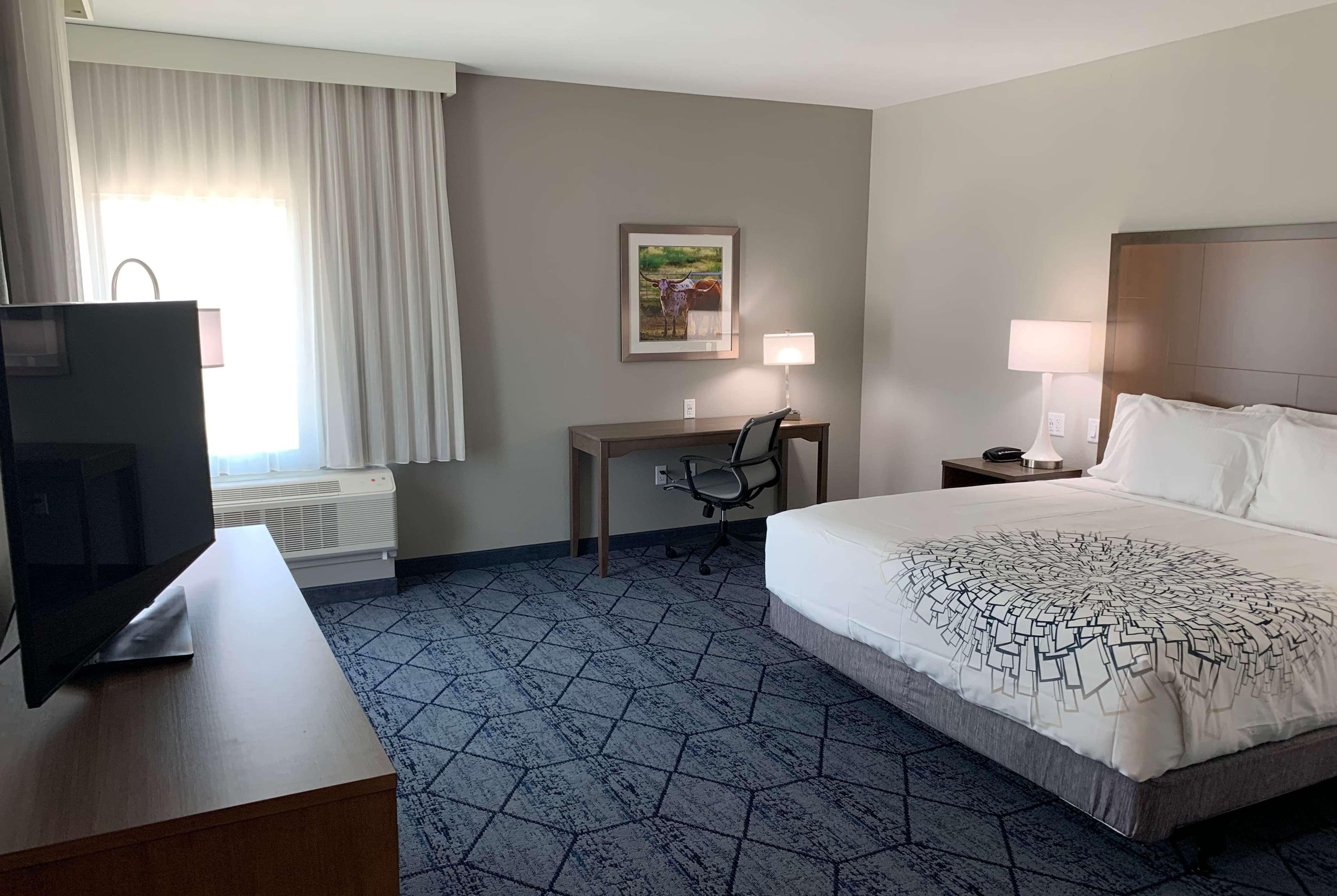 La Quinta Inn & Suites By Wyndham Round Rock Near Kalahari Zewnętrze zdjęcie